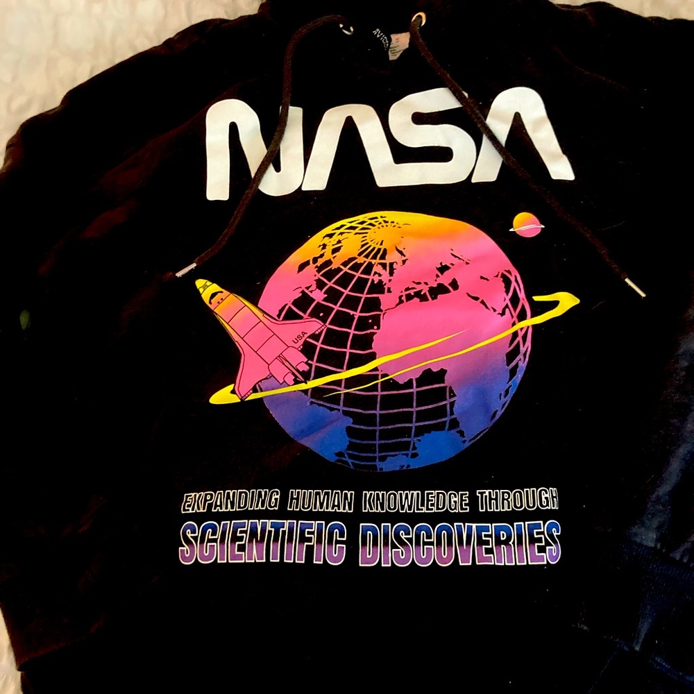 NASA sweatshirt H & M EUC XS